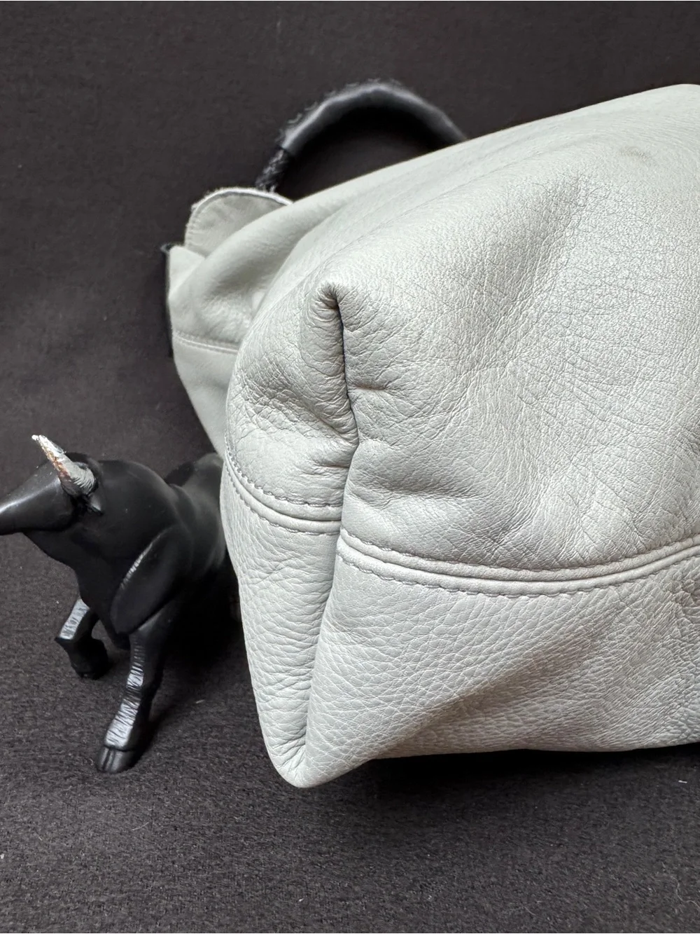 Henry lou bag leather